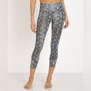 Varley Kensington Snakeskin Legging in Dune Python Size XS